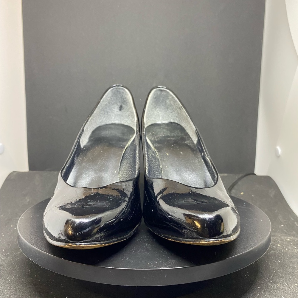 Elegant Vintage Black Patent Women's Pumps Size 6.5